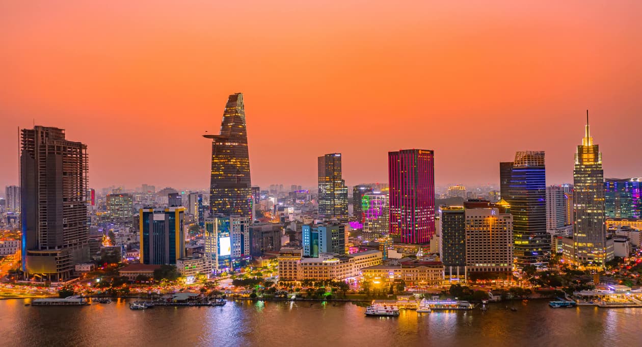 Representative Office vs Subsidiary in Vietnam: Which Setup Should You Choose?